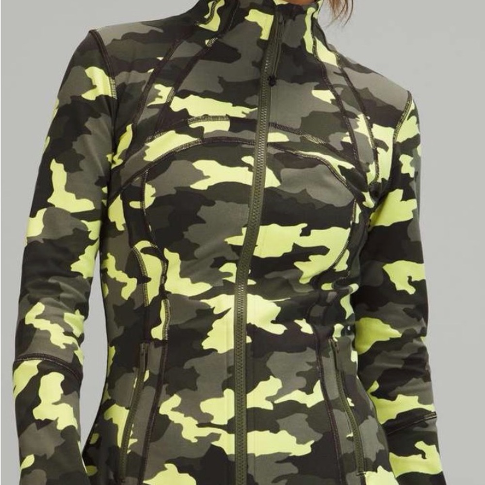lululemon athletica Define Jacket - Heritage    365 Camo Crispin Green Mutli EUC